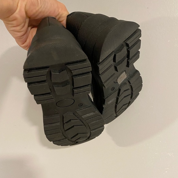 NWOT Intentionally Blank Courtney Lug Sole
Mary Jane size 39 size 8.5 - Picture 13 of 15